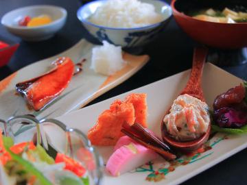 ◆HP限定価格◆【朝食付き】朝出発のお供!佐伯の朝は新鮮朝食から♪