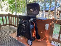 【林間コテージ／BBQ付】手ぶらでバーベキュー！コテージ前駐車OK＊朝食はご準備ください＊
