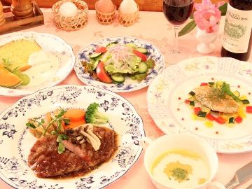 通年★【スタンダード２食付】清里の四季を楽しむ自慢のコース料理☆貸切露天風呂で至福のひと時を♪