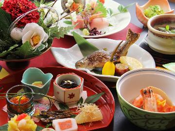 【年末年始限定】色鮮やかな御正月料理で新年を祝いましょう。温泉×創作懐石～期間限定特別御膳～