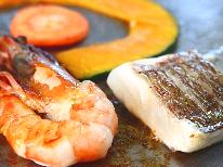 【 鉄板グリル-みっかび牛- 】浜松特産「みっかび牛」と海鮮グリル！[2食付]
