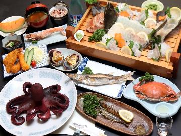 【大人気】車海老踊り食い付！四季折々の海鮮料理に舌鼓♪［1泊2食付］