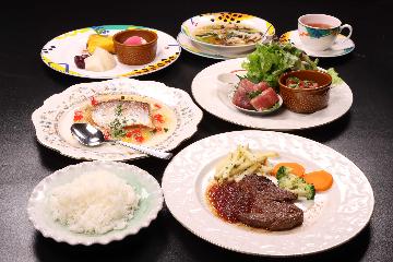 公式最安値【朝夕お部屋食】和室☆HPが一番お得☆お子様歓迎☆どうぶつ王国まで１０分