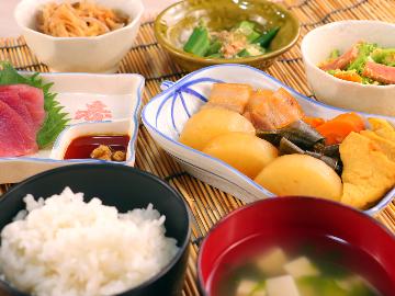沖縄(宮古島)の料理をあしらえた日替定食をご用意♪島の食を楽しむ☆■夕食付■