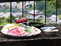 専用テラスでみんなでBBQ♪屋根付きテラスなので雨でも安心です♪