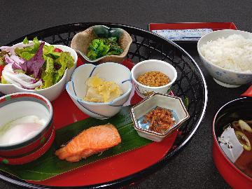 【朝食付き】きらめく日本海を望むレストランで和朝食を♪1泊朝食のみプラン