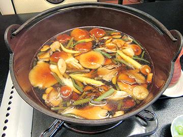 【秋限定】旬のきのこを堪能！きのこ鍋×山菜料理で秋を満喫プラン〈1泊2食付〉