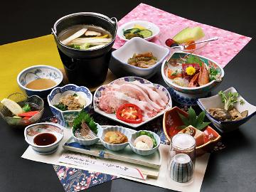 【1泊2食付】豚しゃぶスタンダードプラン★湧出量日本一！歴史ある源泉かけ流しの薬湯温泉