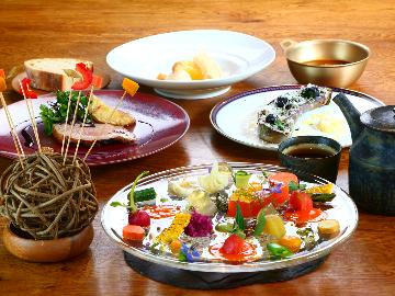 フォレストスティ★森のおいしい2食付!森付き!