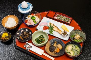 【朝食付】女将手作り朝食♪自家源泉の湯を堪能★チェックイン21時までＯＫ！