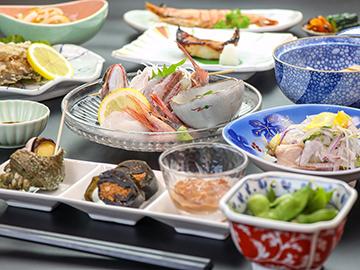 ＜夏季限定＞【2食付き】由良の海で獲れた旬の魚を使用したこだわりコース☆※アメニティはつきません