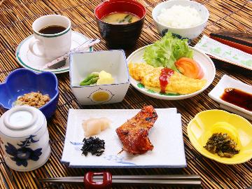 【朝食付】福島駅徒歩3分◆人気の日替わり朝食を食べて今日も元気にいってらっしゃい！展望風呂完備