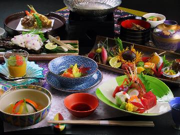 ≪特選≫料理長の作る常陸牛の朴葉焼きと久慈川を望む展望温泉で心も体も癒される大子旅