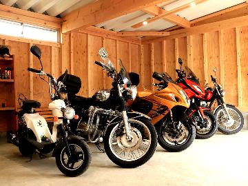 【特典付】山陰海岸ジオパークをツーリング♪バイカー大歓迎!屋根付き駐車場完備〔一泊二食〕