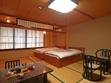 【10/7~11/11のご予約はコチラ】青森の紅葉スポットを巡る旅♪青森の郷土料理御膳を満喫!