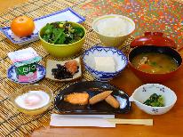 【１泊朝食】夕食は他店でご自由に♪朝は健康的な和定食！ほかほかご飯に合うおかずをご用意しております♪