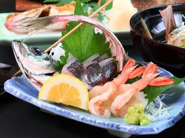 ◆1泊夕食◆山の恵み、海の恵みを味わうボリューム満点ご飯！朝からお風呂も入れます♪