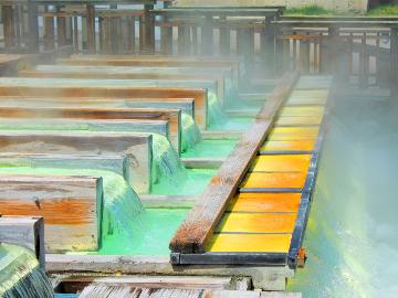 。+☆GWを草津で楽しもう☆+。湯畑まで徒歩2分♪草津散策にも好立地！湯畑源泉100％かけ流しの宿【素泊り】