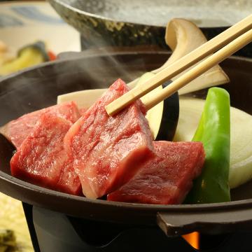 【朝夕・個室食】【ワシの最上級】淡路牛陶板焼き+宝楽焼+活造り+伊勢海老&アワビ付きで贅沢三昧や~!!
