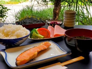 【朝食付】日替わり和朝食で一日の活力を！駐車場無料※先着順 /></a></div><div id=