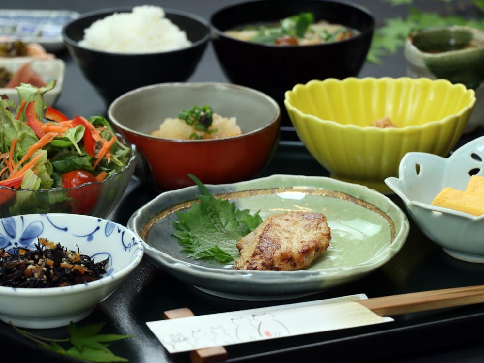 【朝食付き】開田高原で自然を満喫♪チェックイン21時までOK◎高原野菜の健康和朝食プラン