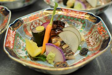 今の旬はこれ！万助楼の料理で丹後を食べる「旬のお料理プラン」一泊二食付
