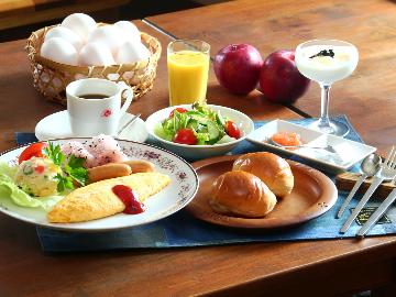 【朝食付】ボリュームたっぷり朝食×天然温泉で大自然を満喫♪しっかり食べて元気に出発～