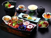 ★HP限定価格★【朝食付き】品数豊富な温泉旅館の朝ごはんを楽しむ♪貸切風呂24時間利用OK