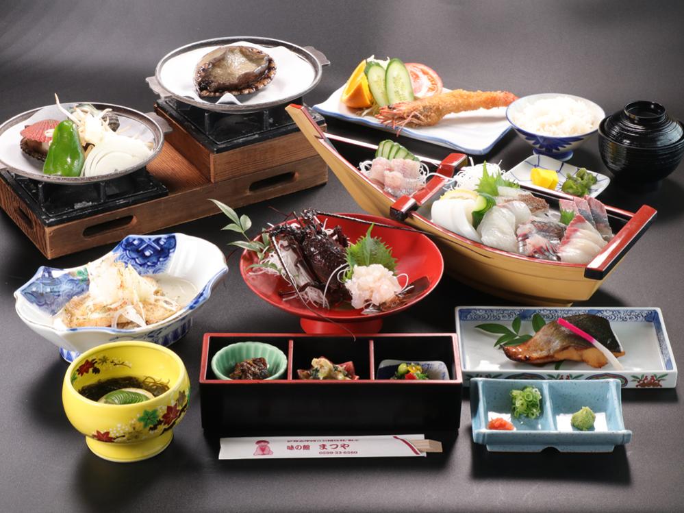 ◇一人に一つずつ！イセエビ&アワビ◇高級食材を味わおう！