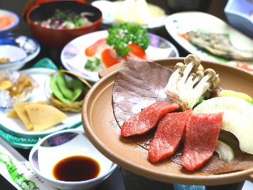 【基本の２食付】飛騨牛の陶板焼き＆女将の手作り田舎料理にほっこり♪四季を感じる庭園露天と囲炉裏の風情が自慢☆