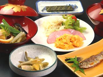 【1泊朝食付き】源泉かけ流し温泉で癒し　たっぷり自家製食材の朝食召し上がれ