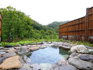 【素泊り】最終チェックイン 21時まで可能♪新緑・紅葉・星空を眺めながら★銀山平温泉 露天風呂を堪能～