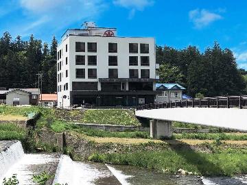 源泉かけ流しと眺望露天の湯宿　おもだか