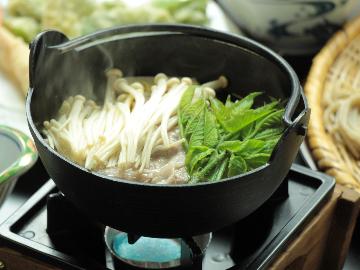 【エコ泊☆2食付き】《アメニティ＆寝まき持参・お布団セルフ》戸隠高原スキー場リフト券手配可能彡ﾟ｡