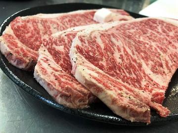 【ステーキ】りんごで育った♪＜信州牛のサーロインステーキ 200g＞+ペットと泊まれる♪贅沢プラン