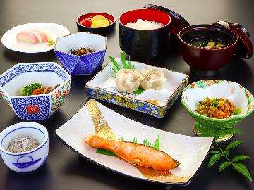 【朝食付】手作り朝食で元気にいばらき旅♪夕食はお好みグルメを満喫！【駐車場無料！】