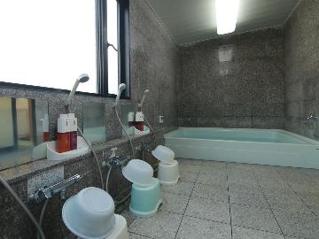 【素泊まり】川島駅より徒歩1分♪チェックイン22時までOK☆≪駐車場無料/Wi-Fi完備≫