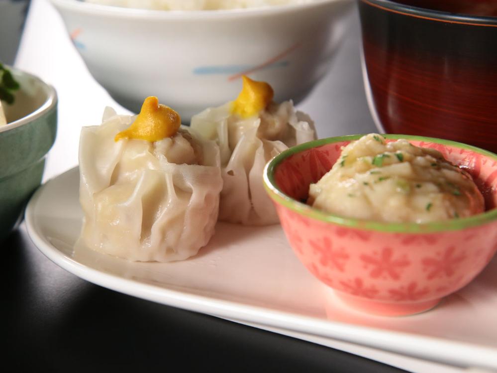 【朝食付き】ボリューム満点な朝食で朝からしっかり食べて、お仕事に、観光へいってらっしゃい！