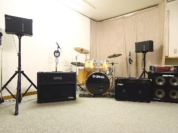 【音楽スタジオ使い放題】充実した機材・設備のスタジオ5ヶ所完備。どこを何回使ってもOK《2食付》