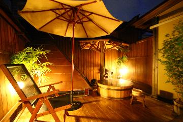 ★HP限定★【夏休みお盆プラン♪】☆部屋食☆貸切風呂☆NET接続☆駐車場無料☆