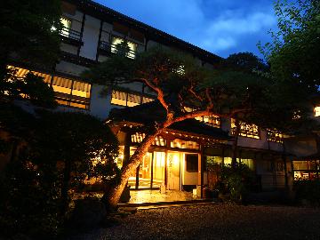 映し絵の宿神水館