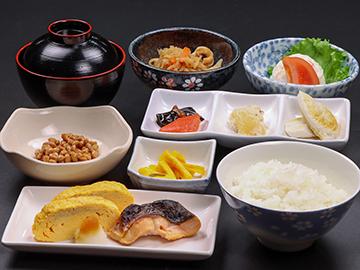 ★【朝食付き】栄養バランスを考えた朝ごはん♪観光もビジネスも◎しっかり食べて元気に出発！