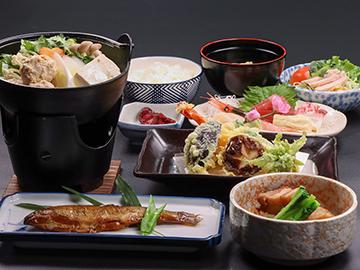 ★【夕食付き】ビジネスや早朝観光にもオススメ！温泉と地元名物中心のお料理を楽しむプラン♪
