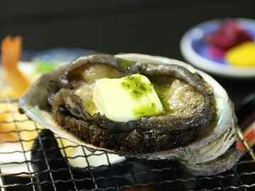 動きまーす♪獲れたて活アワビの豪快踊り焼き！若狭の海の幸を堪能【1泊2食付】