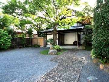 御宿料亭 春光園