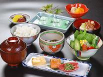 【平日限定】お手頃価格で２食付き♪定食が付いた《現金特価》プラン【チェックアウトは9：00まで！】