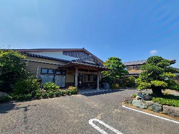利根川の河畔　鈴嘉旅館