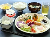 【朝食付】ボリューム満点の朝ごはんで一日をスタート！畳のお部屋でのんびり快適滞在♪《駐車場無料》