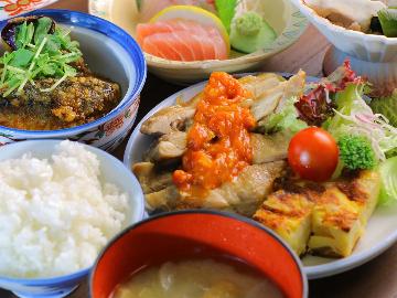 【夕朝食付】スタンダード2食付き。手作りにこだわったおっ母さんの味と、温泉に実家のように癒されて