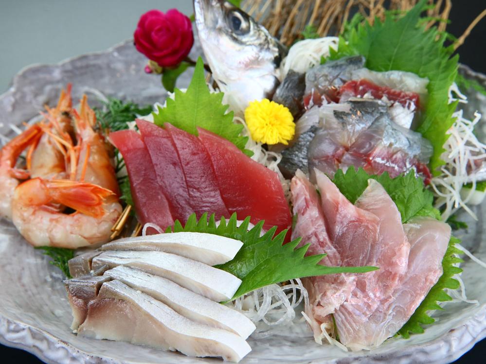 【味覚満喫】金目鯛の姿煮＆地サザエ＆地魚を味わう静岡県産三枚看板が楽しめるプラン（1泊２食付）